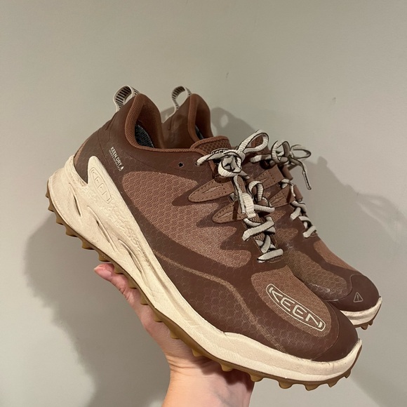 Keen Zionic waterproof hikers size 8.5 - Picture 4 of 8